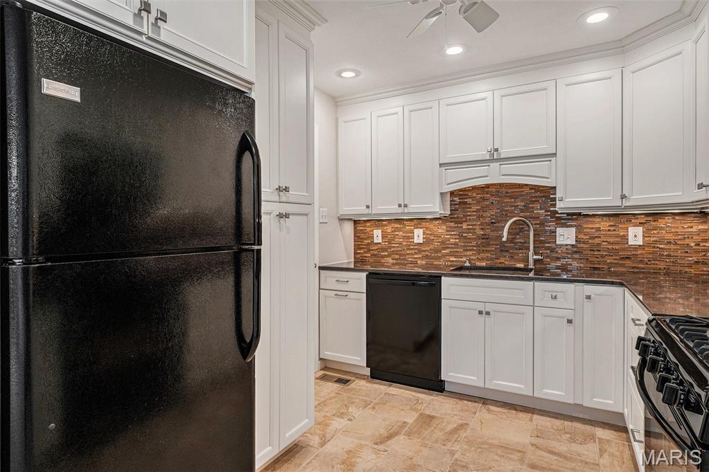 521 Spring Glen Drive Ballwin, MO 63021 - Photo 6 of 17