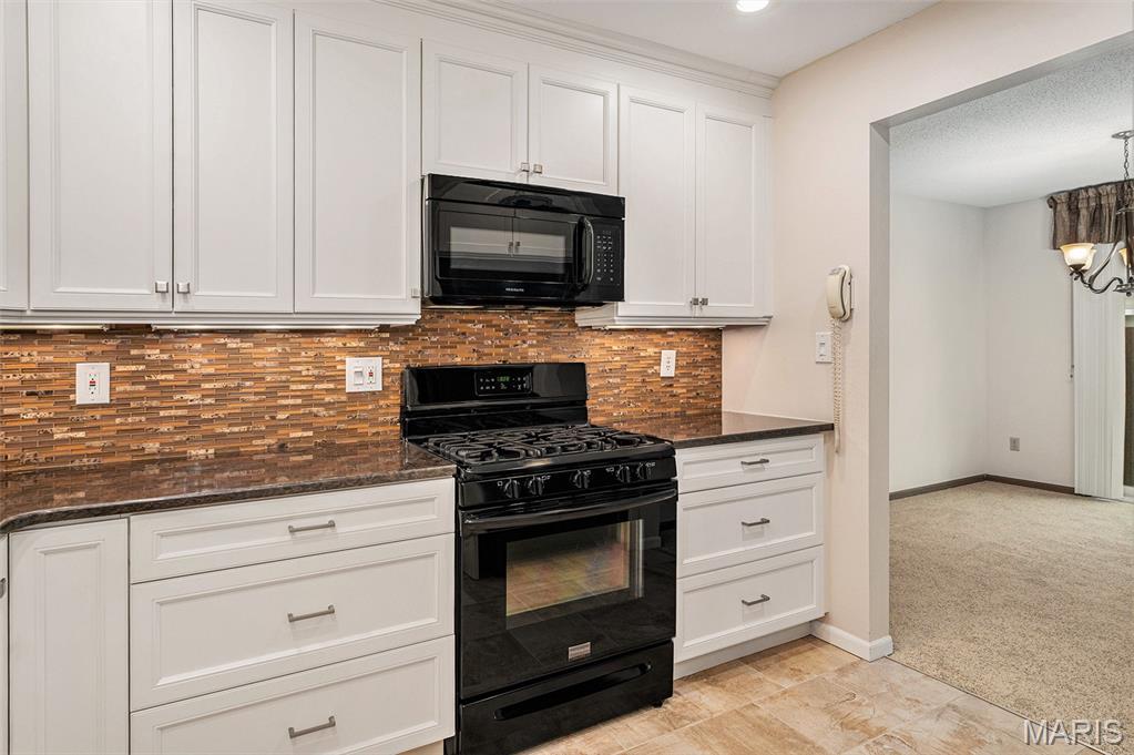 521 Spring Glen Drive Ballwin, MO 63021 - Photo 7 of 17