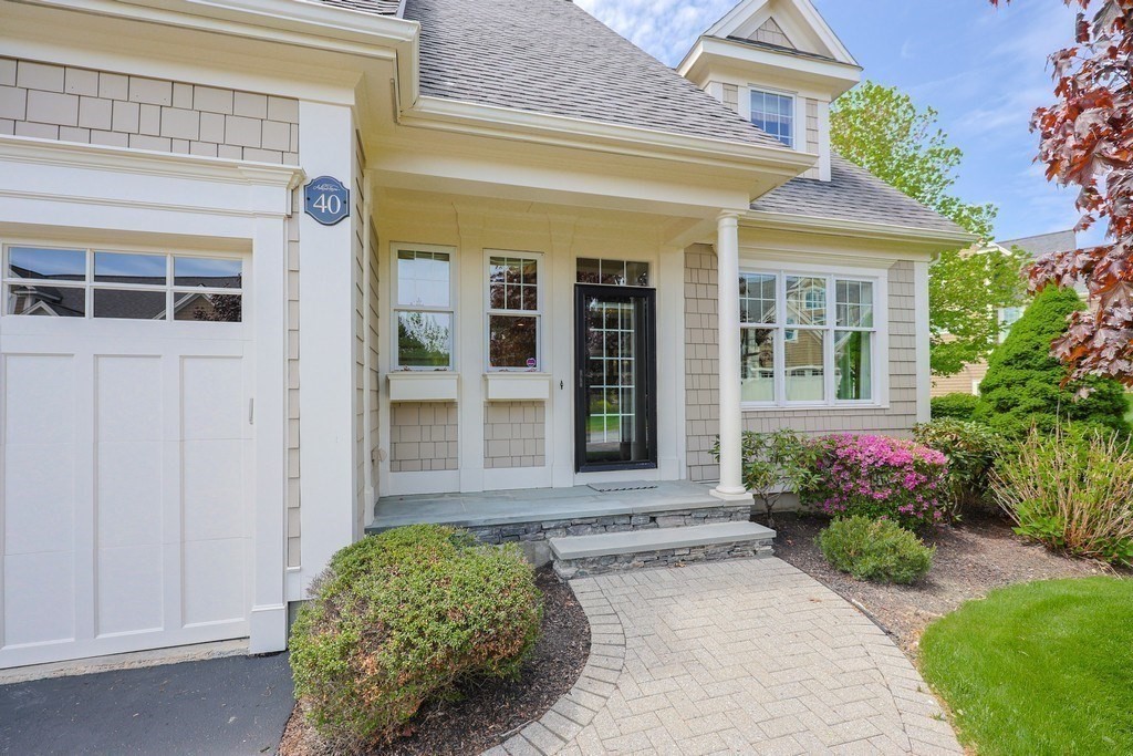 40 Adams Farm Road, Unit 40 Shrewsbury, MA 01545 - Photo 4 of 40 Gallery Image 4