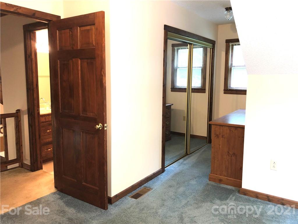 655 W Road Hot Springs, NC 28743 - Photo 16 of 35 Gallery Image 16