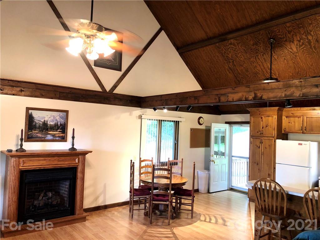 655 W Road Hot Springs, NC 28743 - Photo 4 of 35 Gallery Image 4