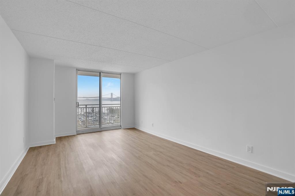1055 River Road, Unit 809 Edgewater, NJ 07020 - Photo 16 of 38