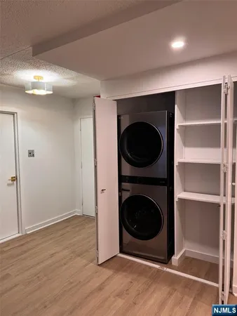 $4,300 | 1055 River Road, Unit 809, Edgewater, NJ 07020