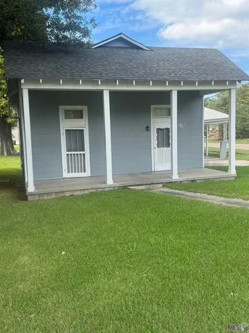 $1,200 | 702 Veterans Boulevard, Donaldsonville, LA 70346
