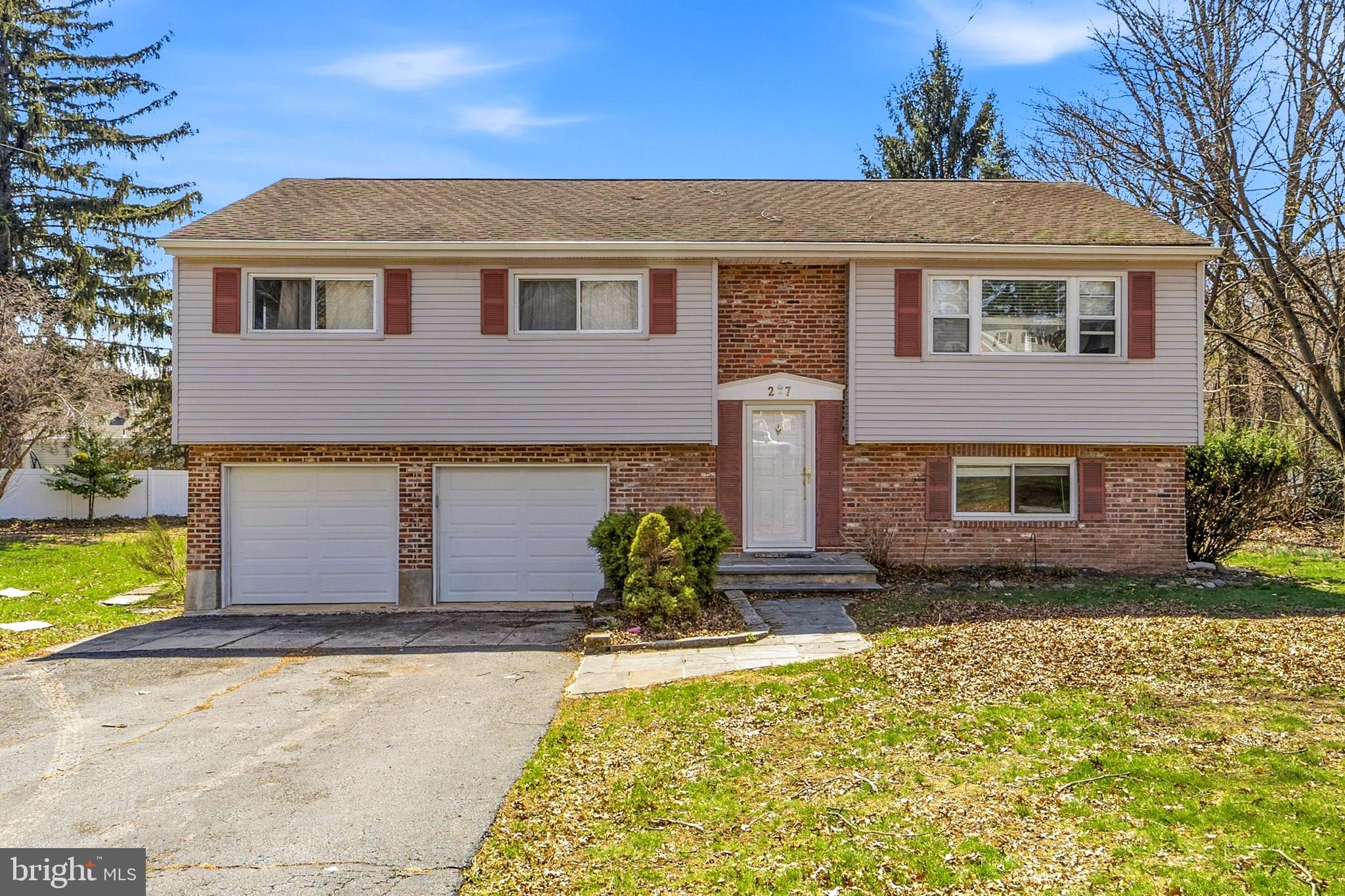 27 Bayberry Road Ewing, NJ 08618 - Photo 1 of 4