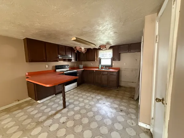 $106,000 | 104-106 Gaston Street, Sterling, IL 61081