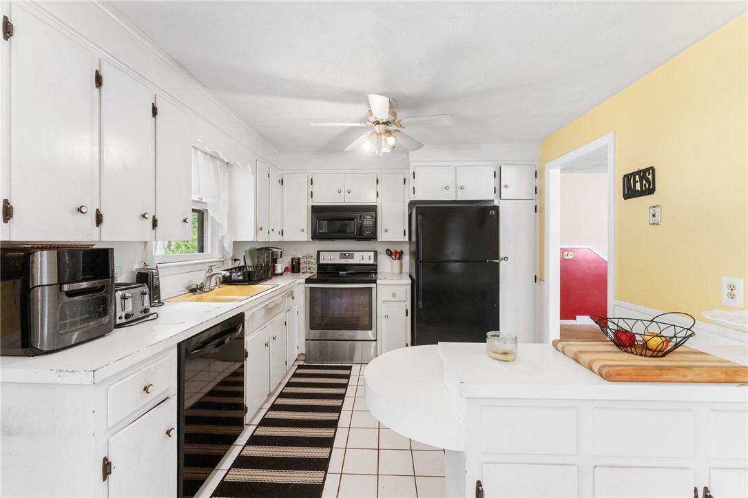 22 Centennial Street Coventry, RI 02816 - Photo 3 of 13