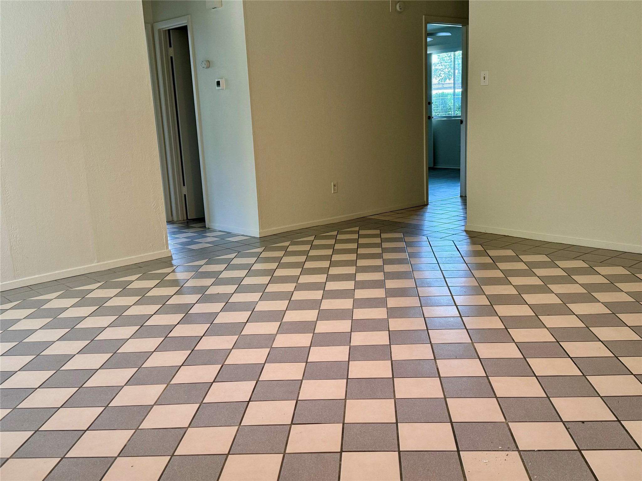 667 Mairo Street Austin, TX 78748 - Photo 9 of 25