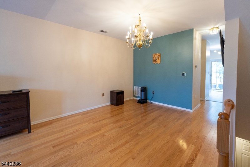 248 Warren Street Newark, NJ 07103 - Photo 4 of 23
