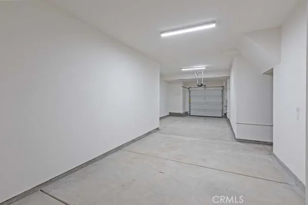 $994,990 | 7256 Aura Circle, Huntington Beach, CA 92647