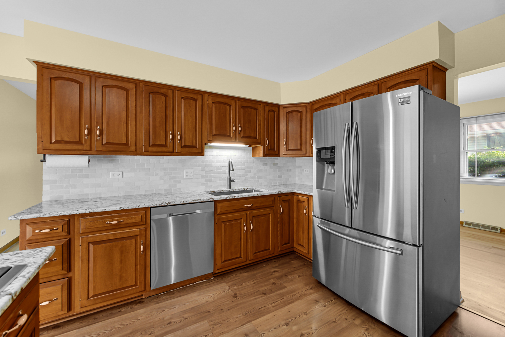 2042 West Spring Ridge Drive Arlington Heights, IL 60004 - Photo 7 of 25