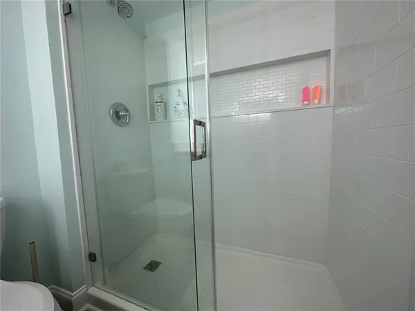 $2,200 | 880 Mandalay Avenue, Unit S404, Clearwater, FL 33767