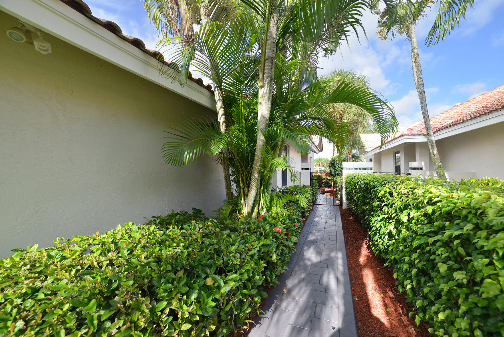2063 Northwest 53rd Street Boca Raton, FL 33496 - Photo 5 of 44 DSC_6269A