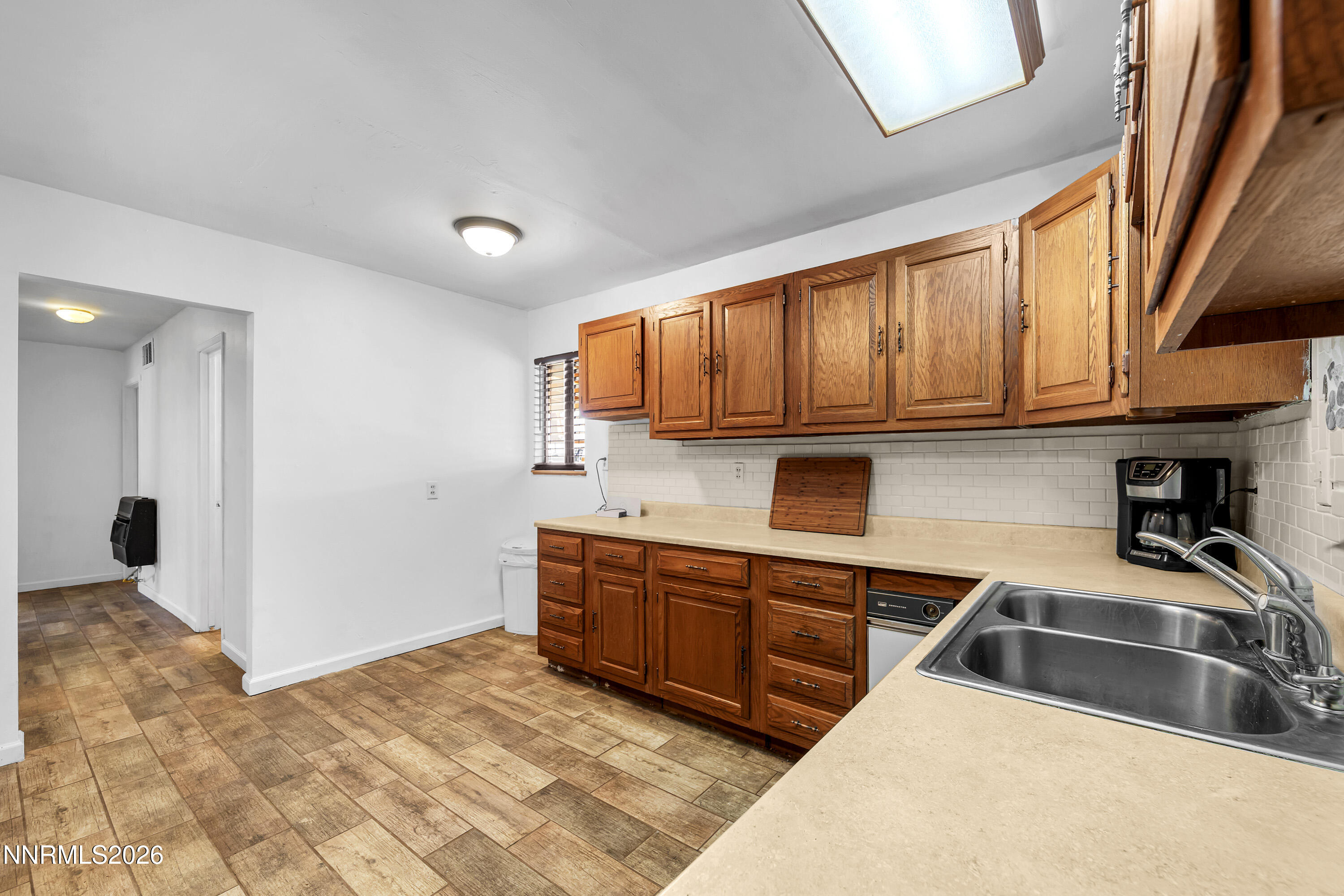 690 Matterhorn Boulevard Reno, NV 89506 - Photo 11 of 51 Matterhorn690-011
