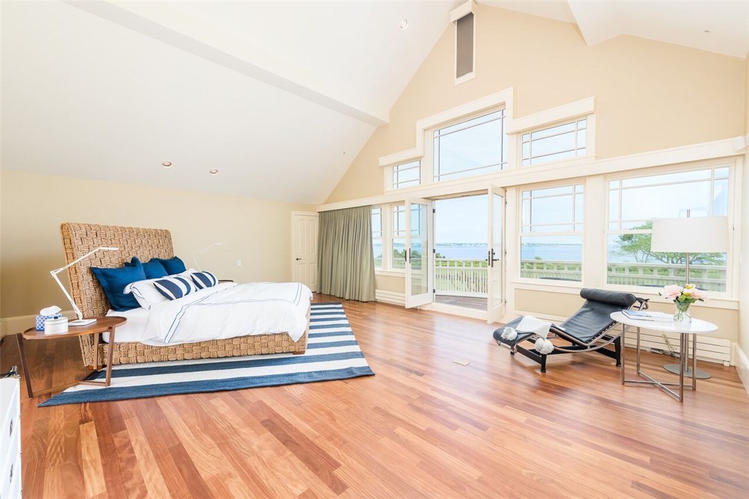 609 Beavertail Road Jamestown, RI 02835 - Photo 29 of 37