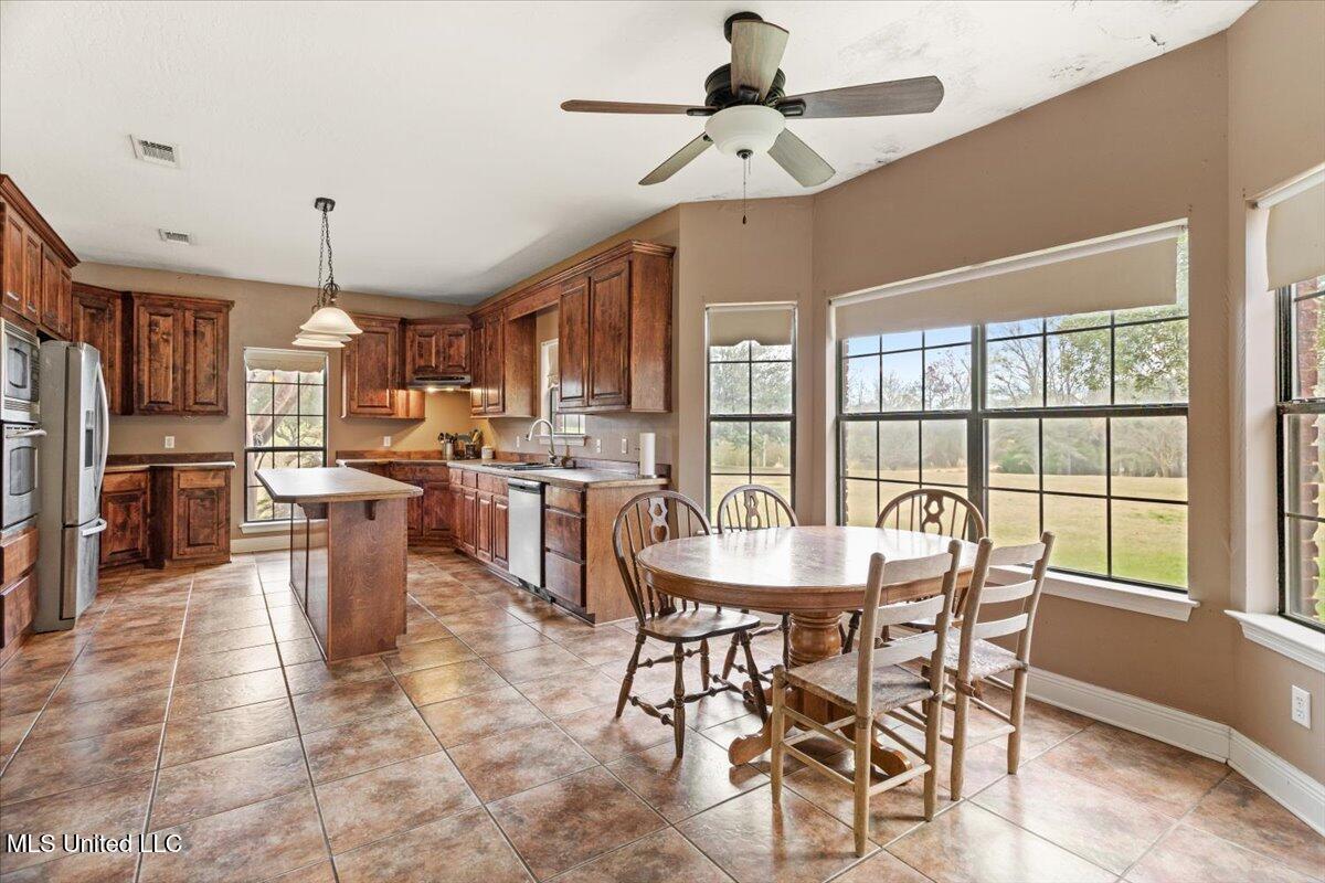 370 Taylor Cemetery Road Wiggins, MS 39577 - Photo 5 of 41 05-Kitchen_Dining