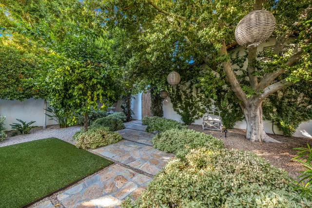 $9,300,000 | 535 North Belardo Road, Palm Springs, CA 92262