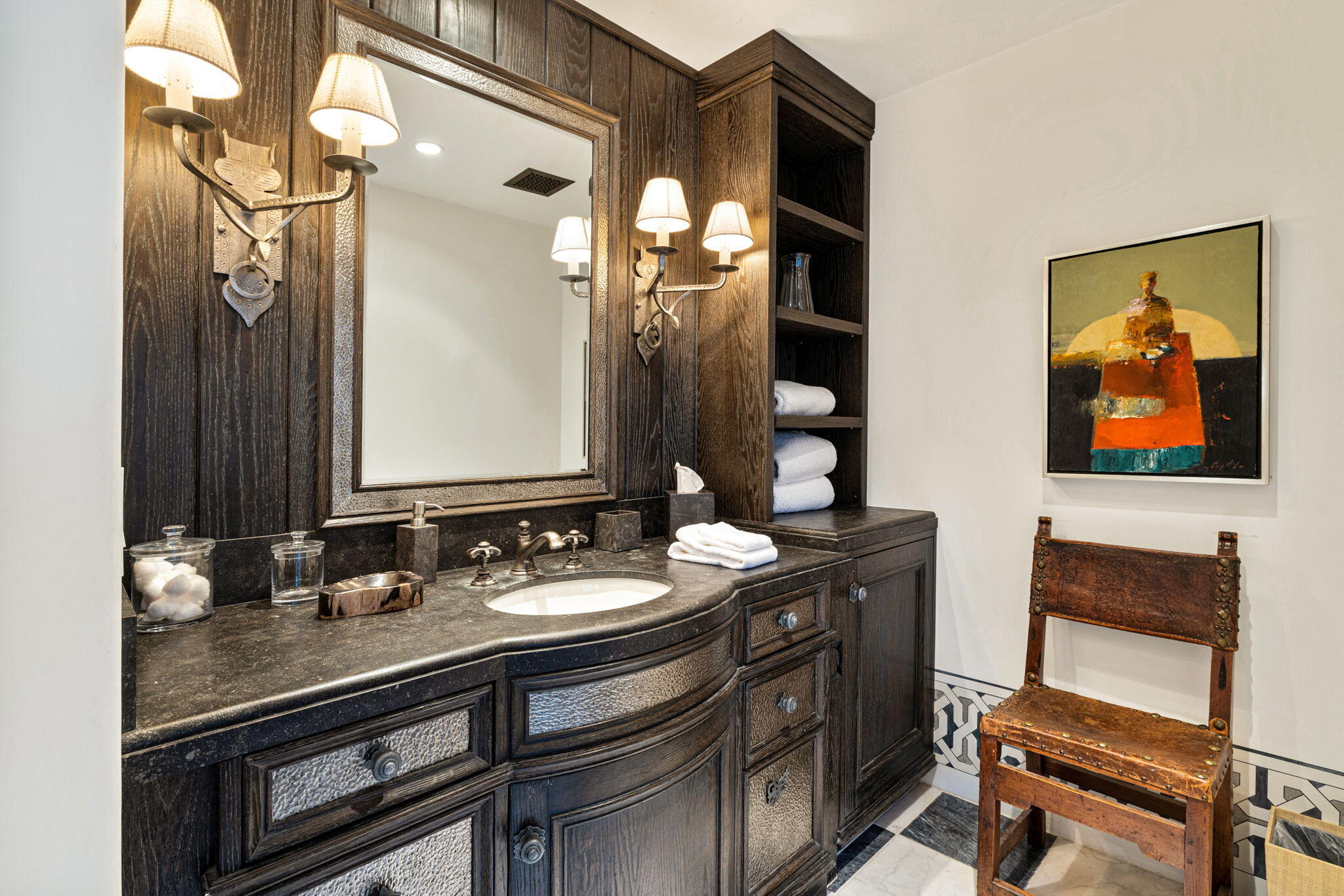 535 North Belardo Road Palm Springs, CA 92262 - Photo 44 of 45 a bathroom with a sink a vanity and a mirror