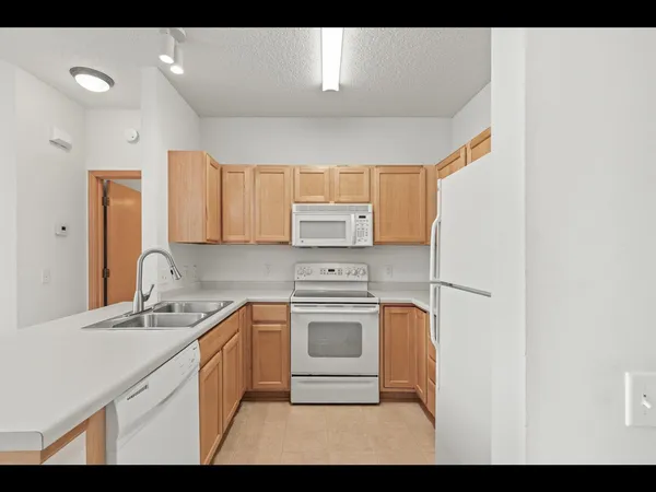$259,900 | 6815 Pine Crest Trail South, Cottage Grove, MN 55016
