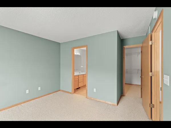$259,900 | 6815 Pine Crest Trail South, Cottage Grove, MN 55016