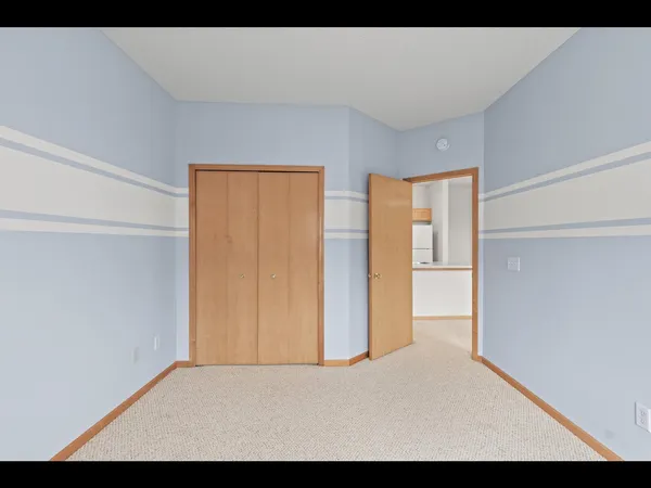 $259,900 | 6815 Pine Crest Trail South, Cottage Grove, MN 55016