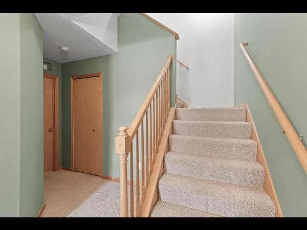 $259,900 | 6815 Pine Crest Trail South, Cottage Grove, MN 55016