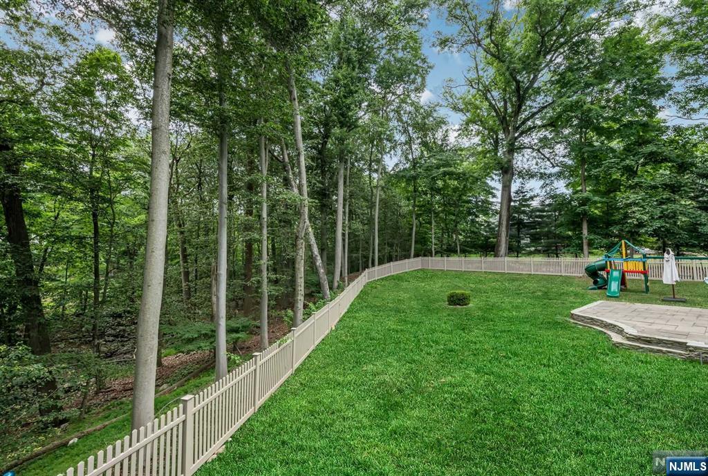 11 Cobblestone Drive Upper Saddle River, NJ 07458 - Photo 42 of 45