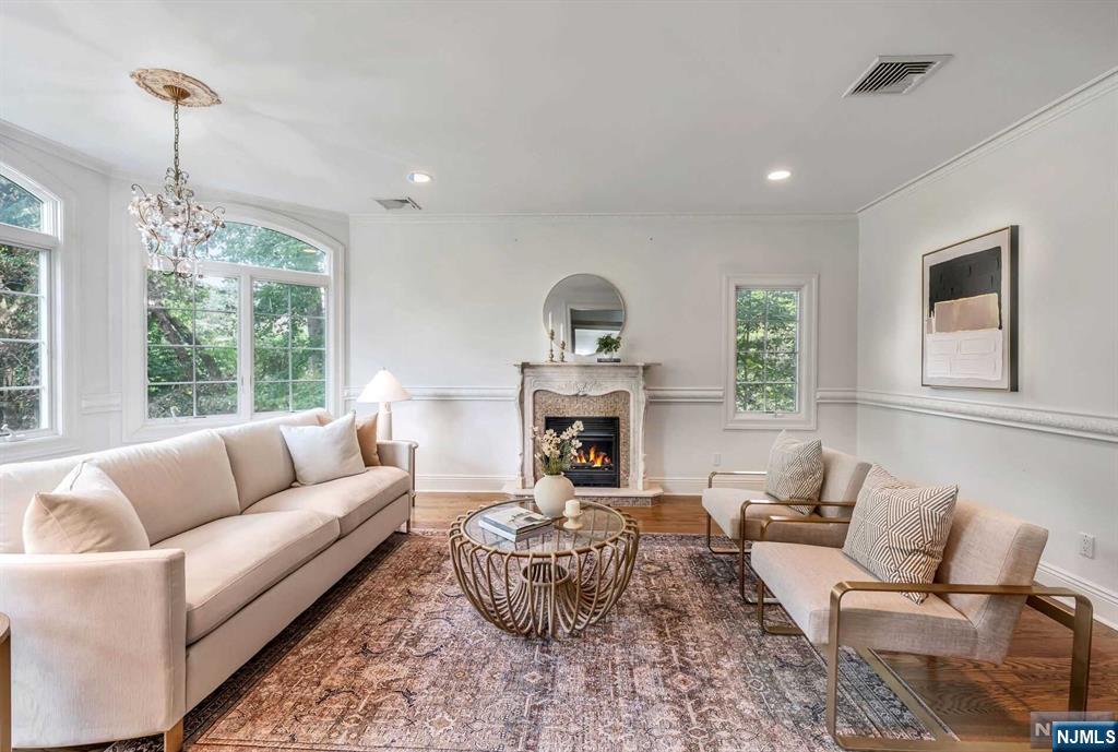 11 Cobblestone Drive Upper Saddle River, NJ 07458 - Photo 7 of 45