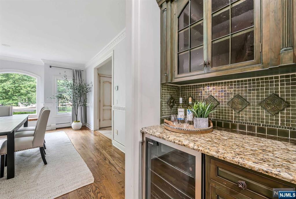 11 Cobblestone Drive Upper Saddle River, NJ 07458 - Photo 9 of 45