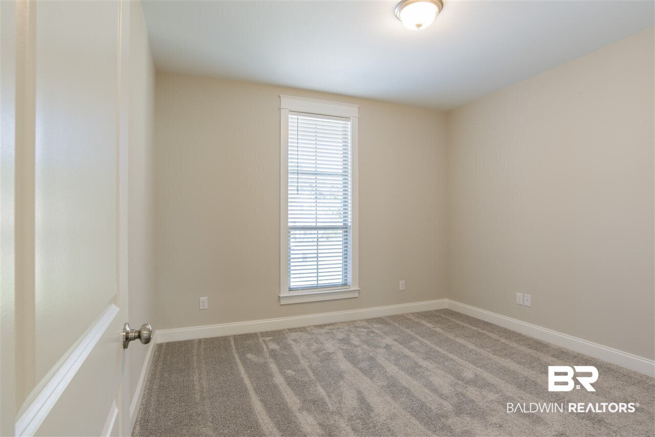 284 Garrison Boulevard Fairhope, AL 36532 - Photo 12 of 34