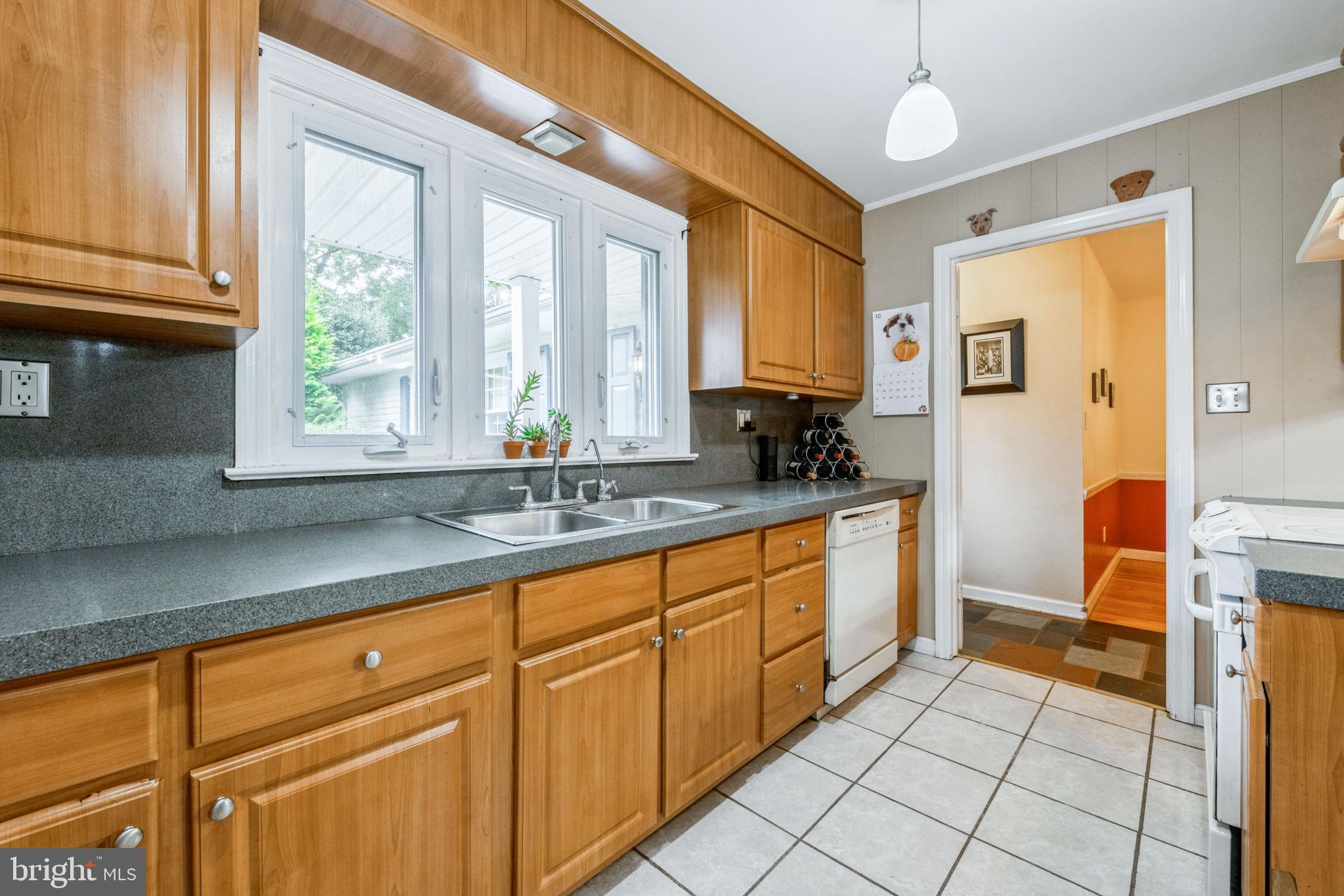 5 Sommers Road Ewing, NJ 08638 - Photo 8 of 26 Gallery Image 8