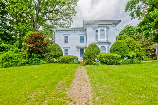$710,000 | 109 College Street, South Hadley, MA 01075