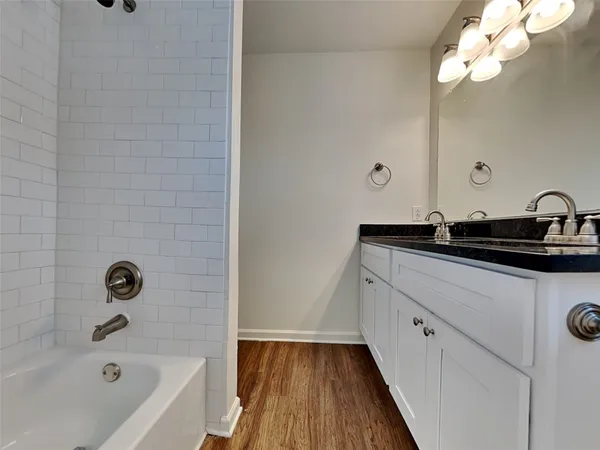 $2,295 | 19714 Oakwood Falls Trail, Houston, TX 77084