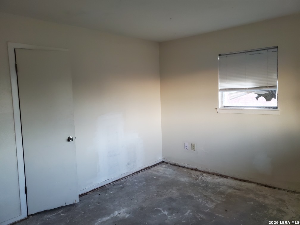 308 Kelly Lane Baytown, TX 77521 - Photo 16 of 20