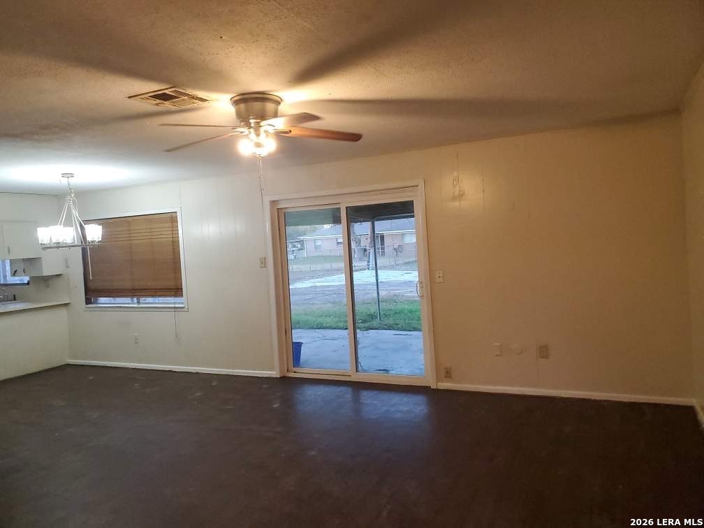 308 Kelly Lane Baytown, TX 77521 - Photo 3 of 20