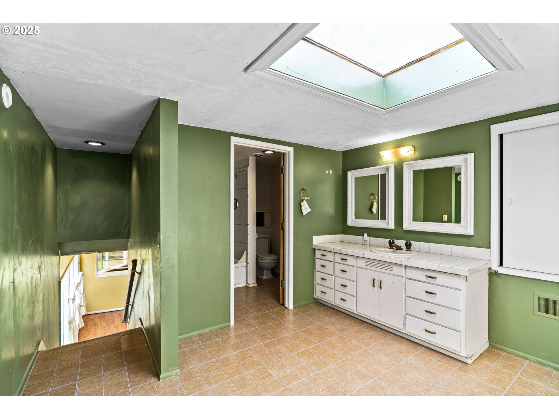 341 Ransom Court Eugene, OR 97401 - Photo 21 of 43 Gallery Image 21