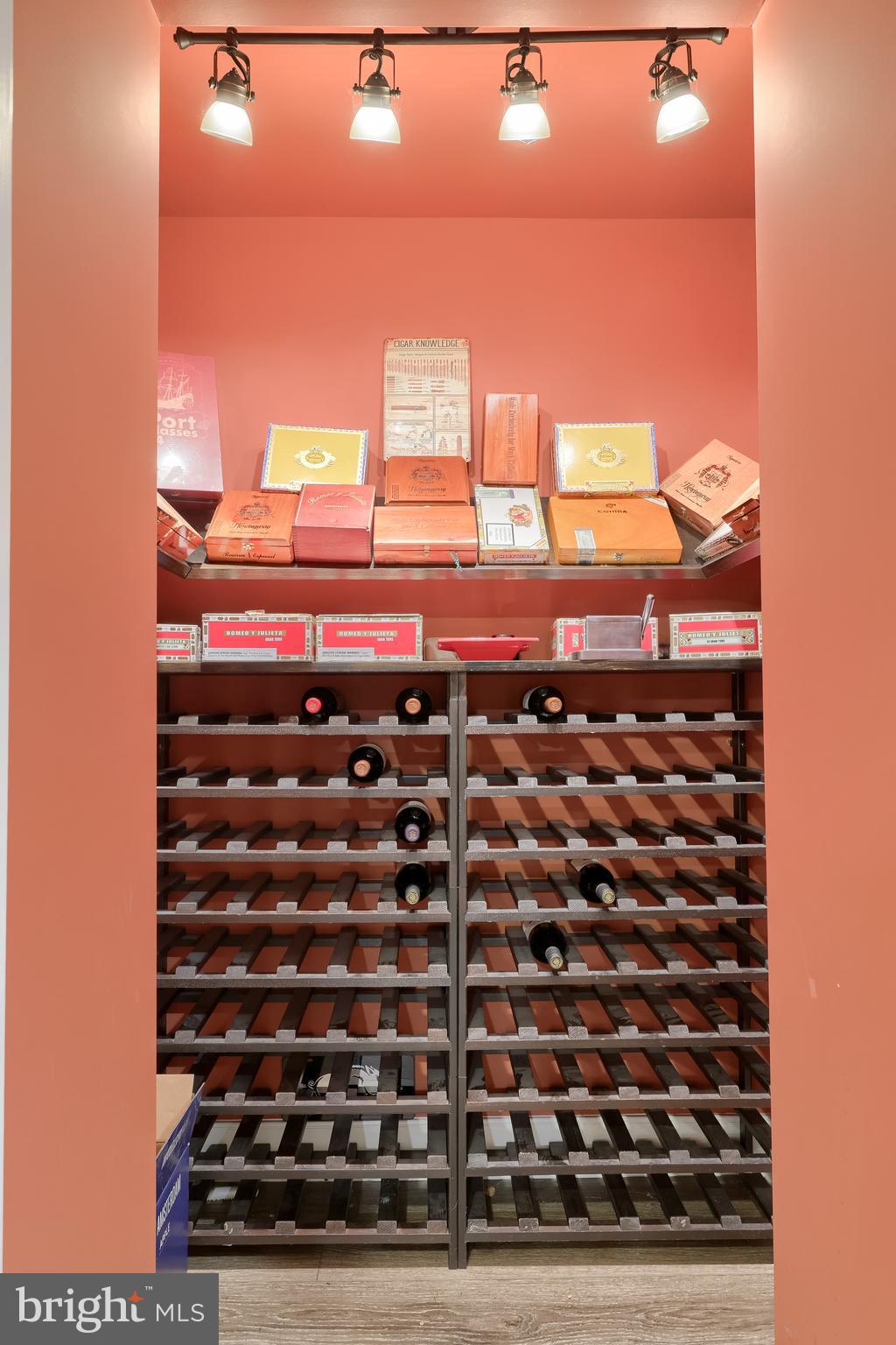 38 Westwind Circle Lititz, PA 17543 - Photo 55 of 113 a close up of a mirror