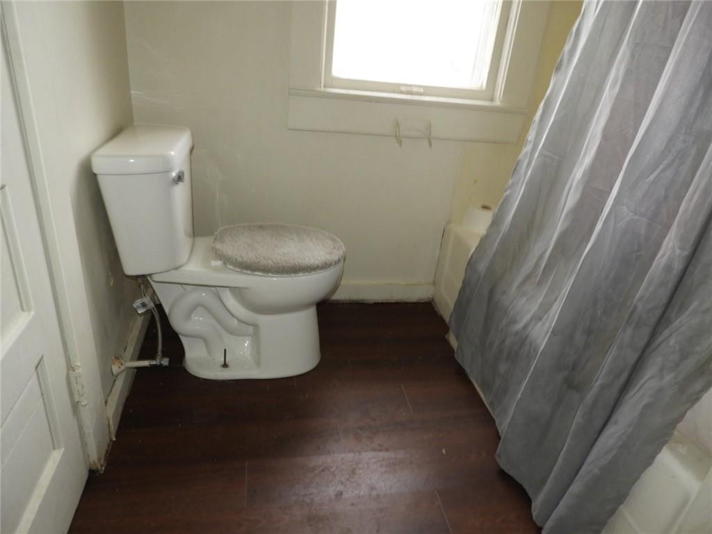 908 Walnut Street Anderson, IN 46012 - Photo 16 of 32