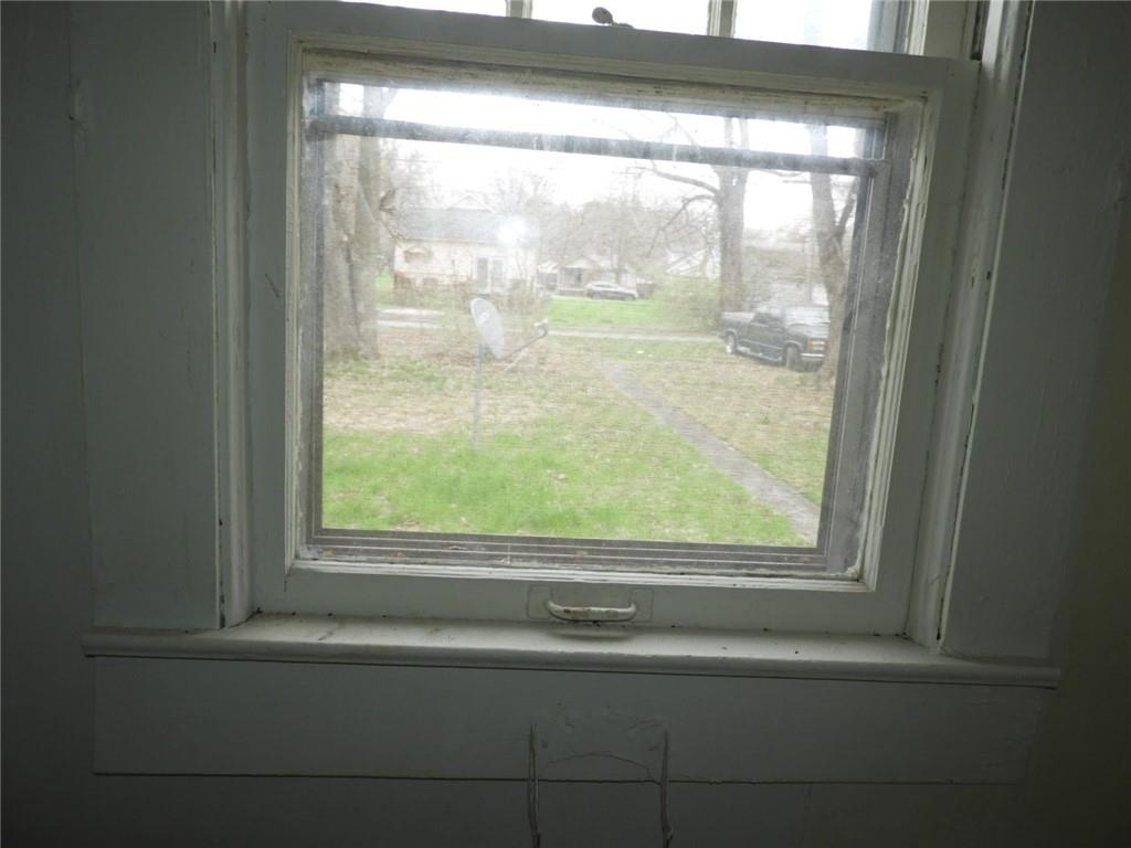 908 Walnut Street Anderson, IN 46012 - Photo 18 of 32