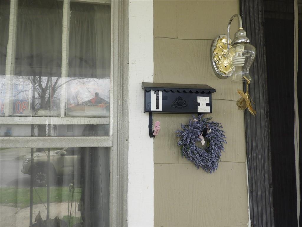 908 Walnut Street Anderson, IN 46012 - Photo 2 of 32