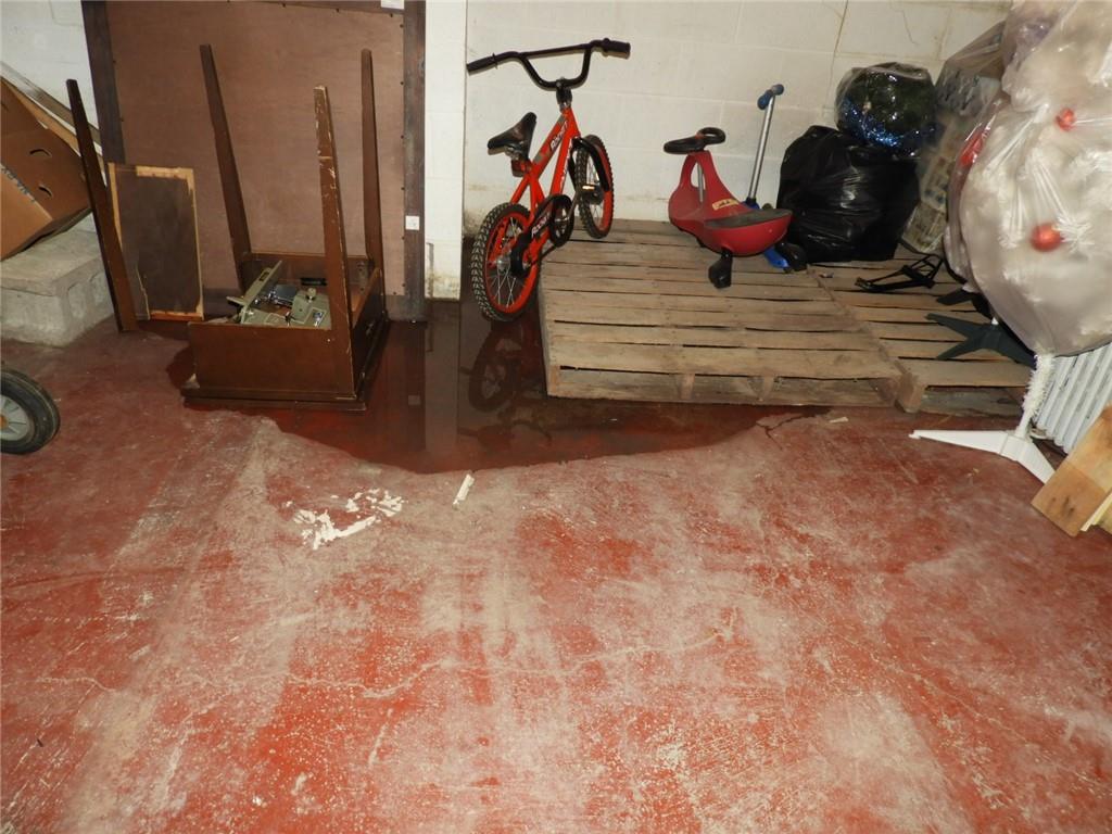 908 Walnut Street Anderson, IN 46012 - Photo 10 of 32