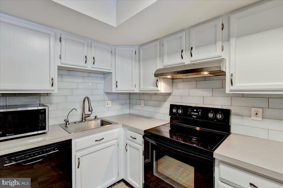 1604 Knoxville Road Edgewater, MD 21037 - Photo 11 of 33 Light & Bright