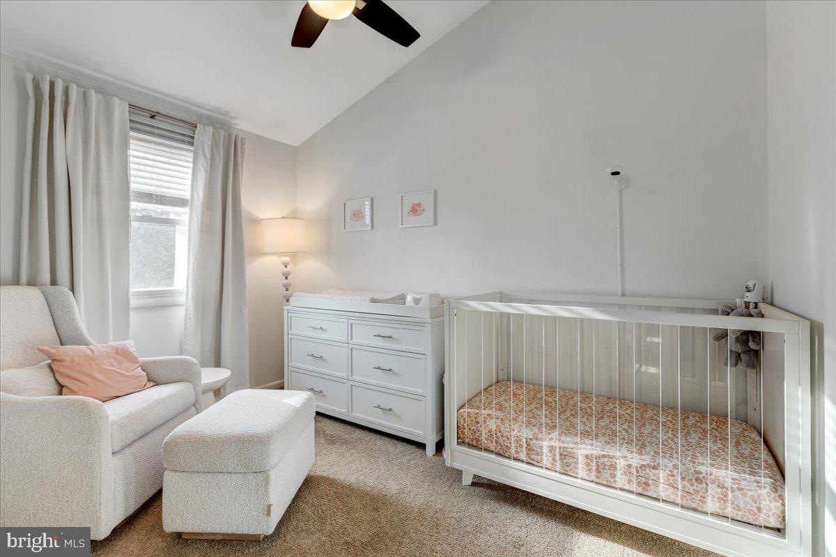 1604 Knoxville Road Edgewater, MD 21037 - Photo 19 of 33 Vaulted ceilings in all rooms