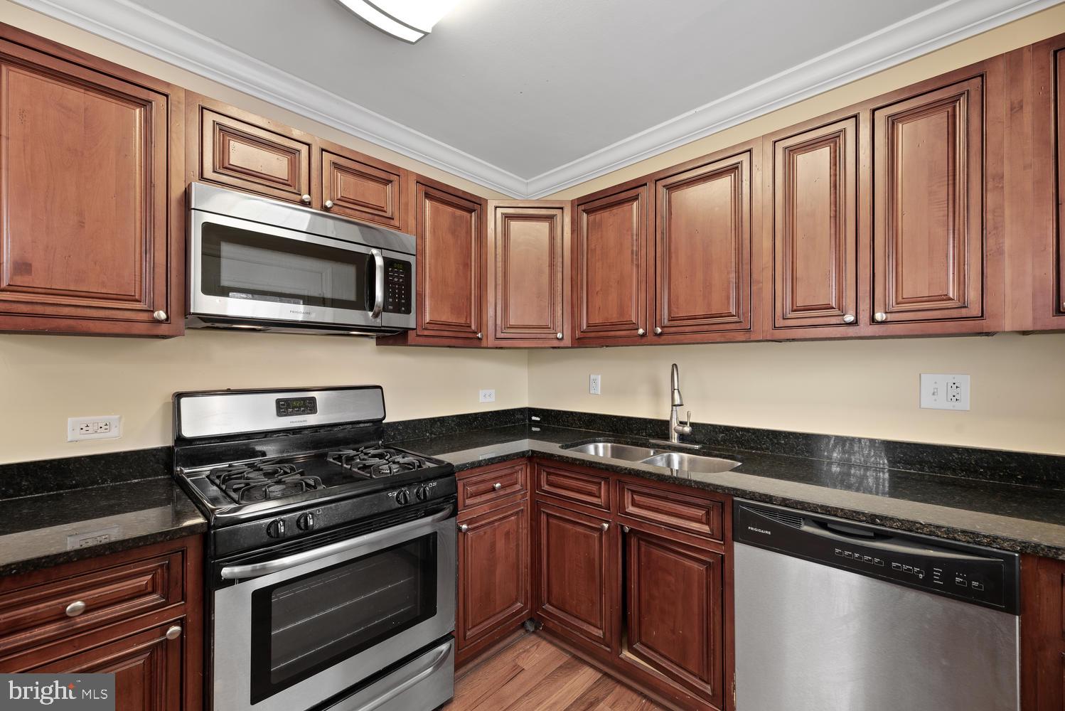920 Brooke Road Capitol Heights, MD 20743 - Photo 5 of 17 Gallery Image 5
