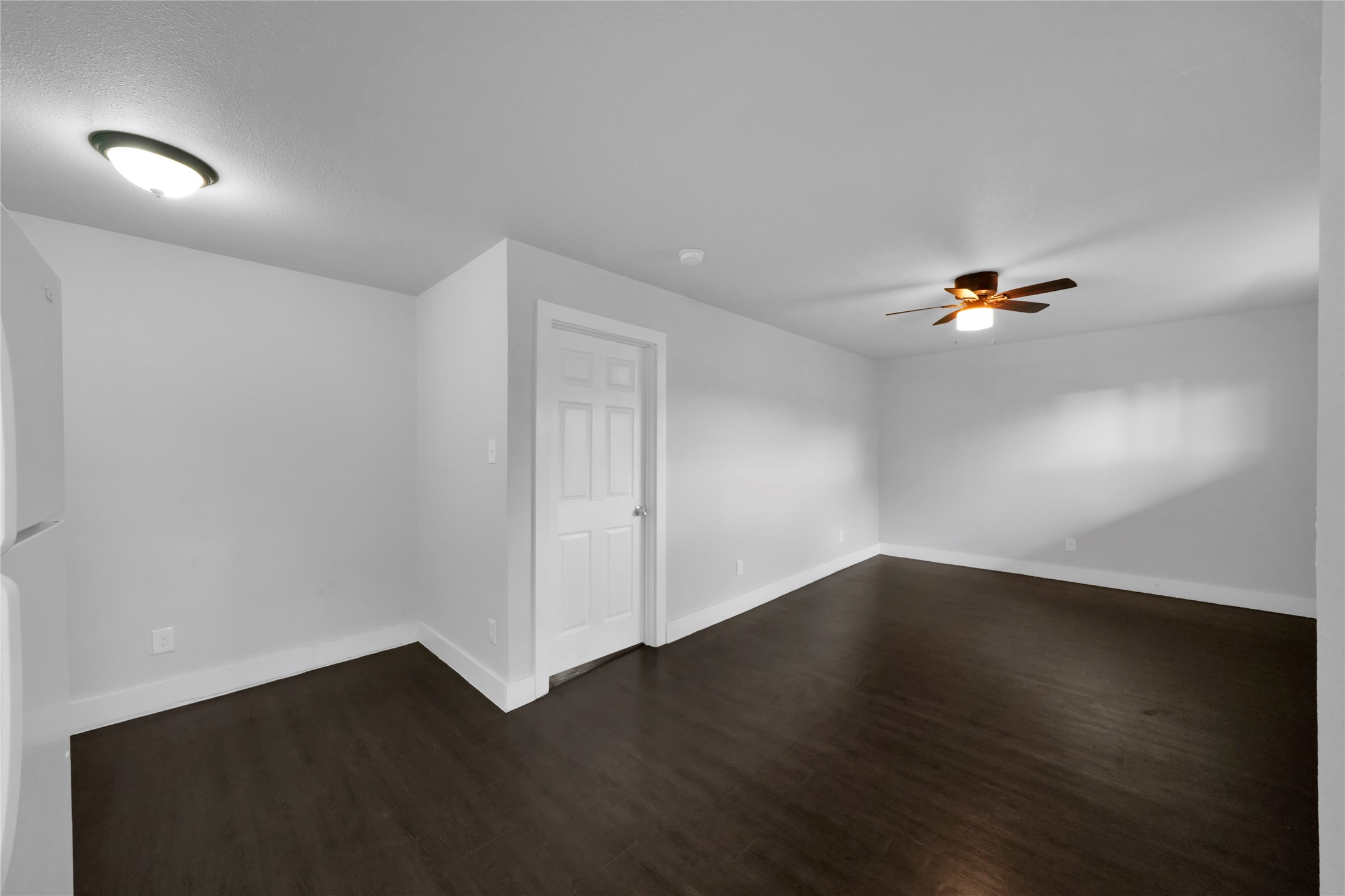 6518 Weston Street, Unit 1 Houston, TX 77021 - Photo 8 of 15 a view of a room with wooden floor