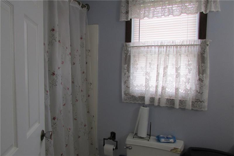 749 Utopia Road Apollo, PA 15613 - Photo 11 of 20 Gallery Image 11