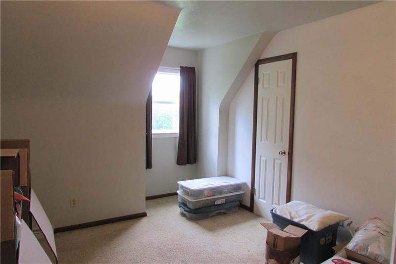 749 Utopia Road Apollo, PA 15613 - Photo 9 of 20 Gallery Image 9