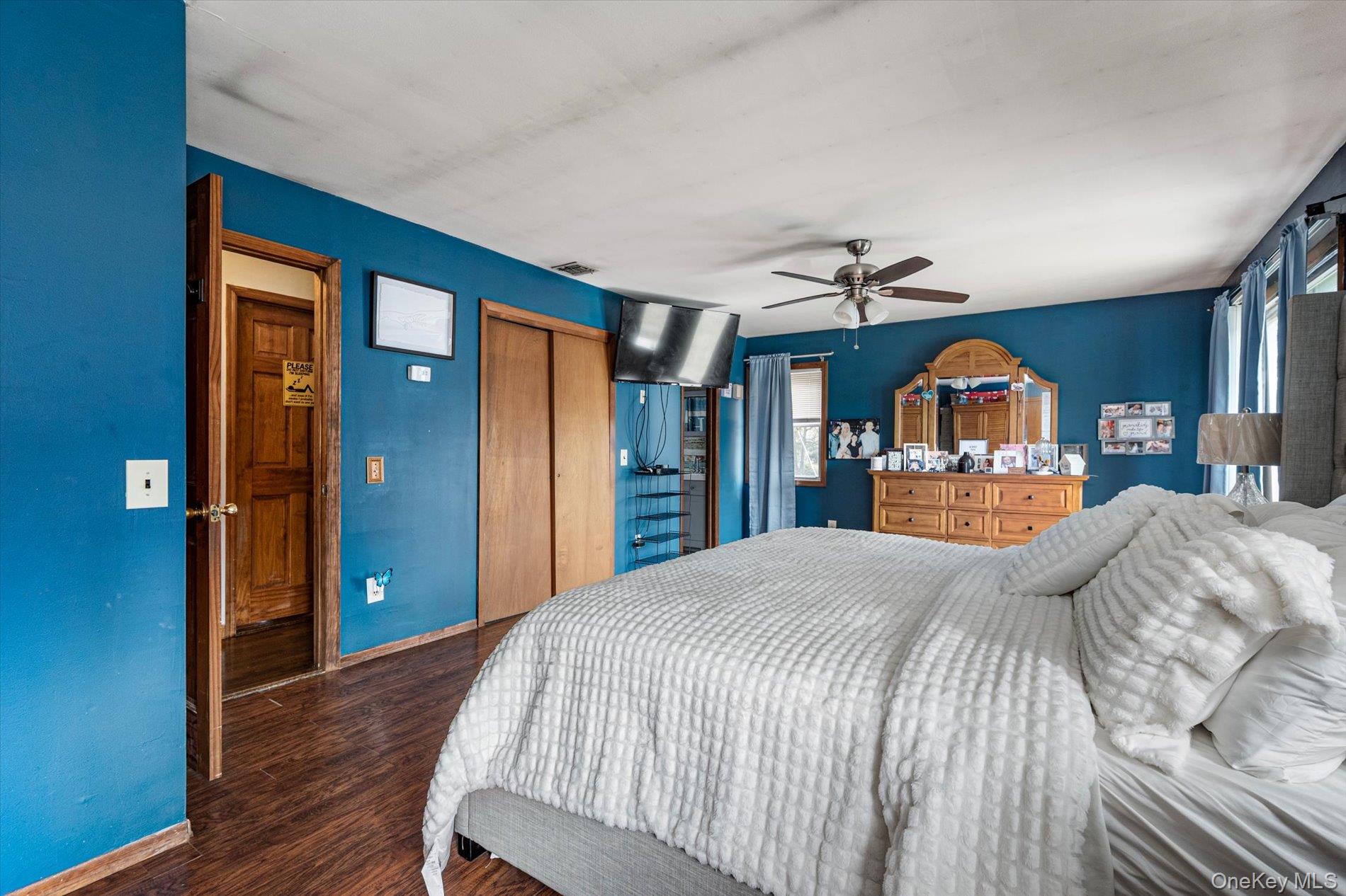 270 Old Commack Road Kings Park, NY 11754 - Photo 8 of 28 Gallery Image 8