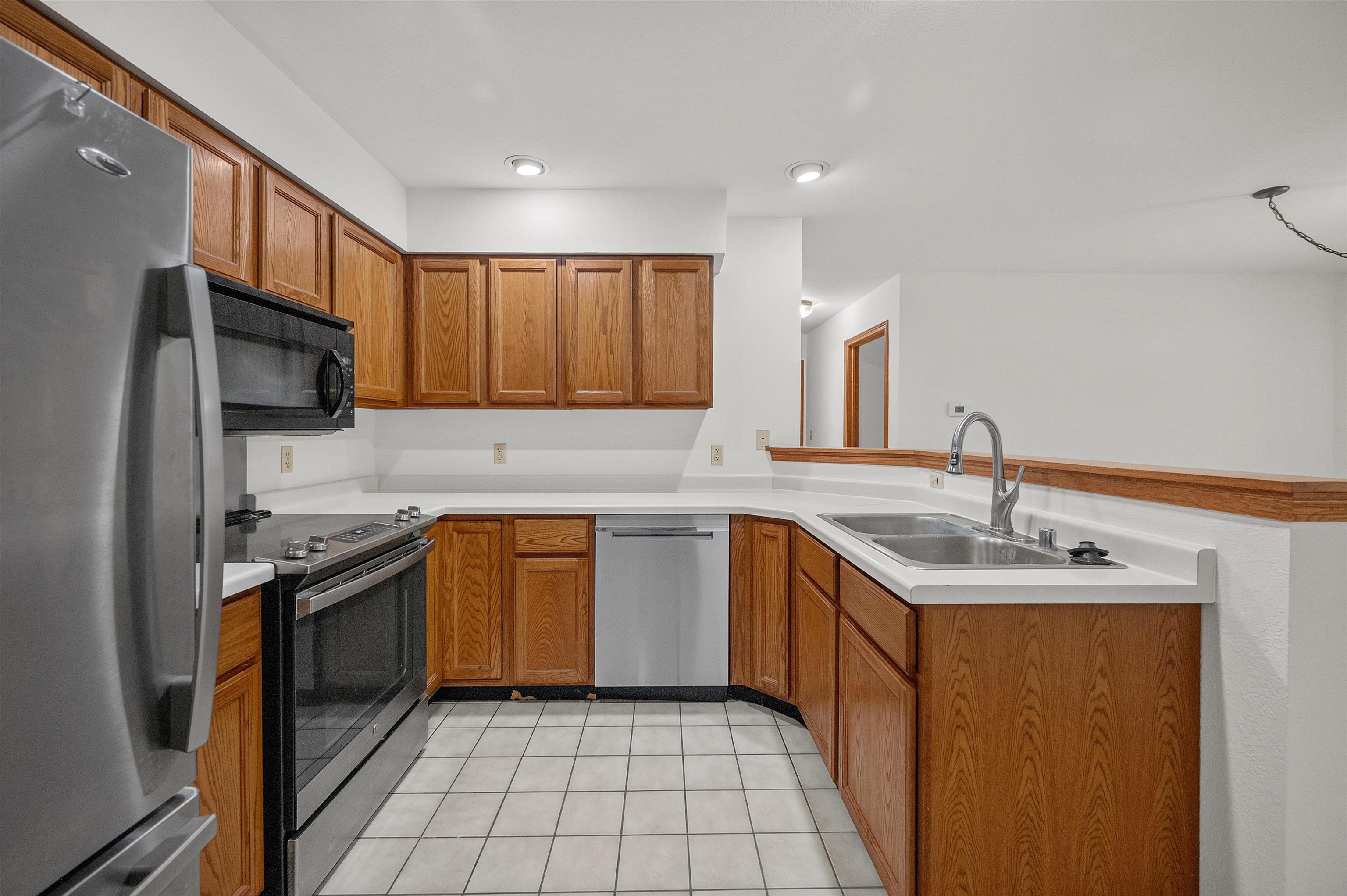 N4524 Wolff Road Cambridge, WI 53523 - Photo 10 of 27 Gallery Image 10