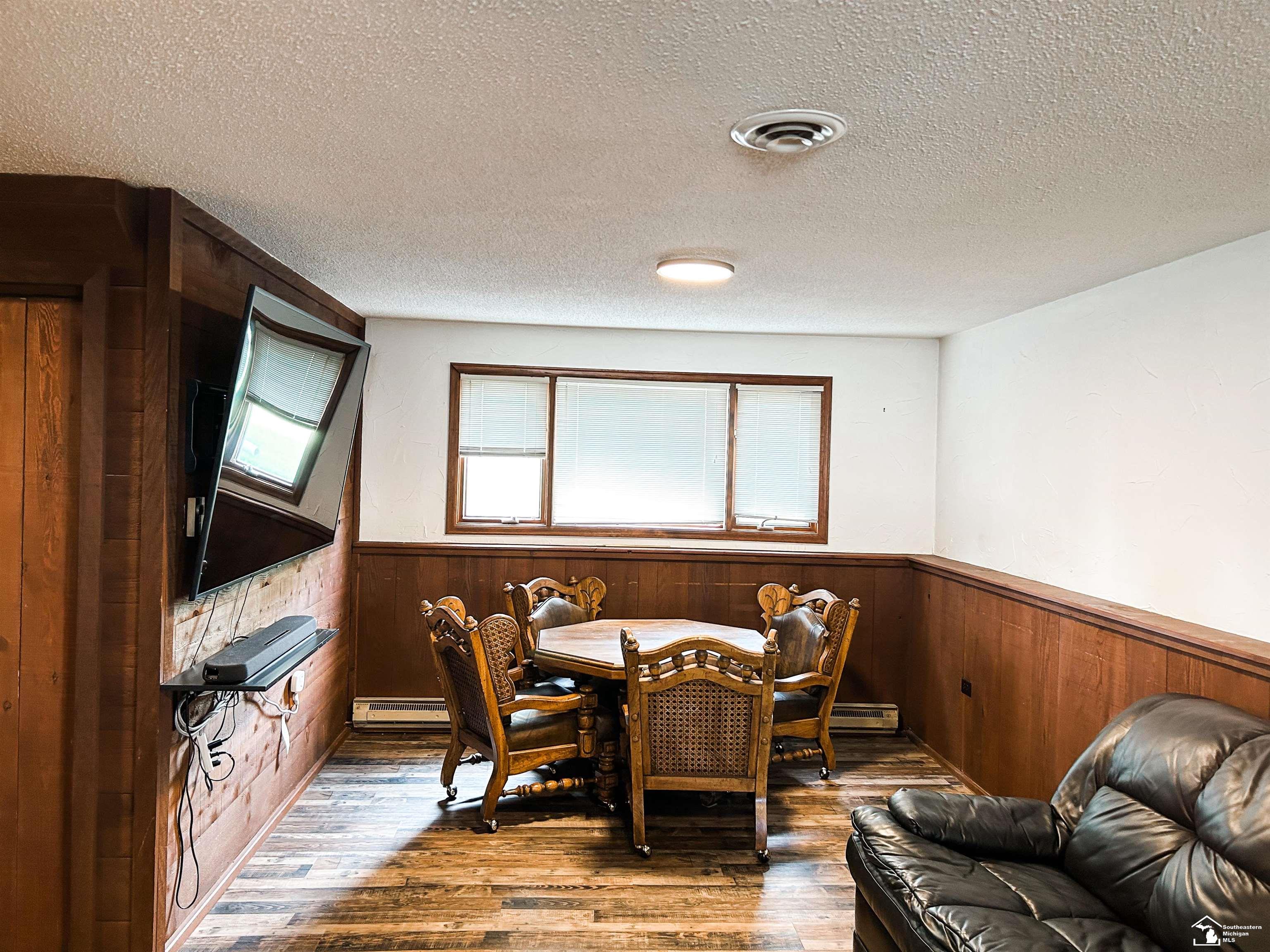 7624 Adler Road Lambertville, MI 48144 - Photo 33 of 64 50109796-32.JPG